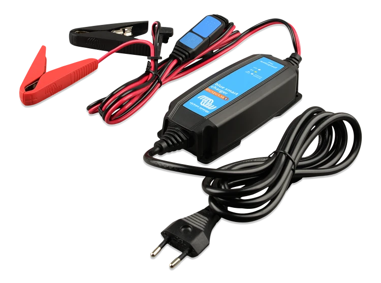 Victron Energy Blue Smart IP65 Charger 6 V/12 V, 1,1 A, 230 V, złącze DC – BPC120134034R - ME9535