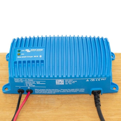 Victron Energy Prostownik Blue Smart IP67 24/8 - ME9562