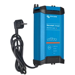 Blue Smart IP22 Charger 24/8 (1) komponent systemu PV - obrazek 2