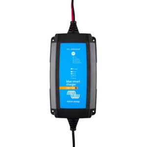 Blue Smart IP65 Charger 24/13(1) 230V UK + DC connector komponent systemu PV